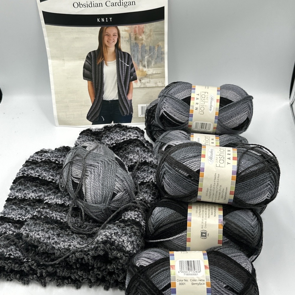Herrschners 2-Ply Fashion Yarn Variegated Lot of 7 Skeins (2 Oz) Strmy Skie NEW